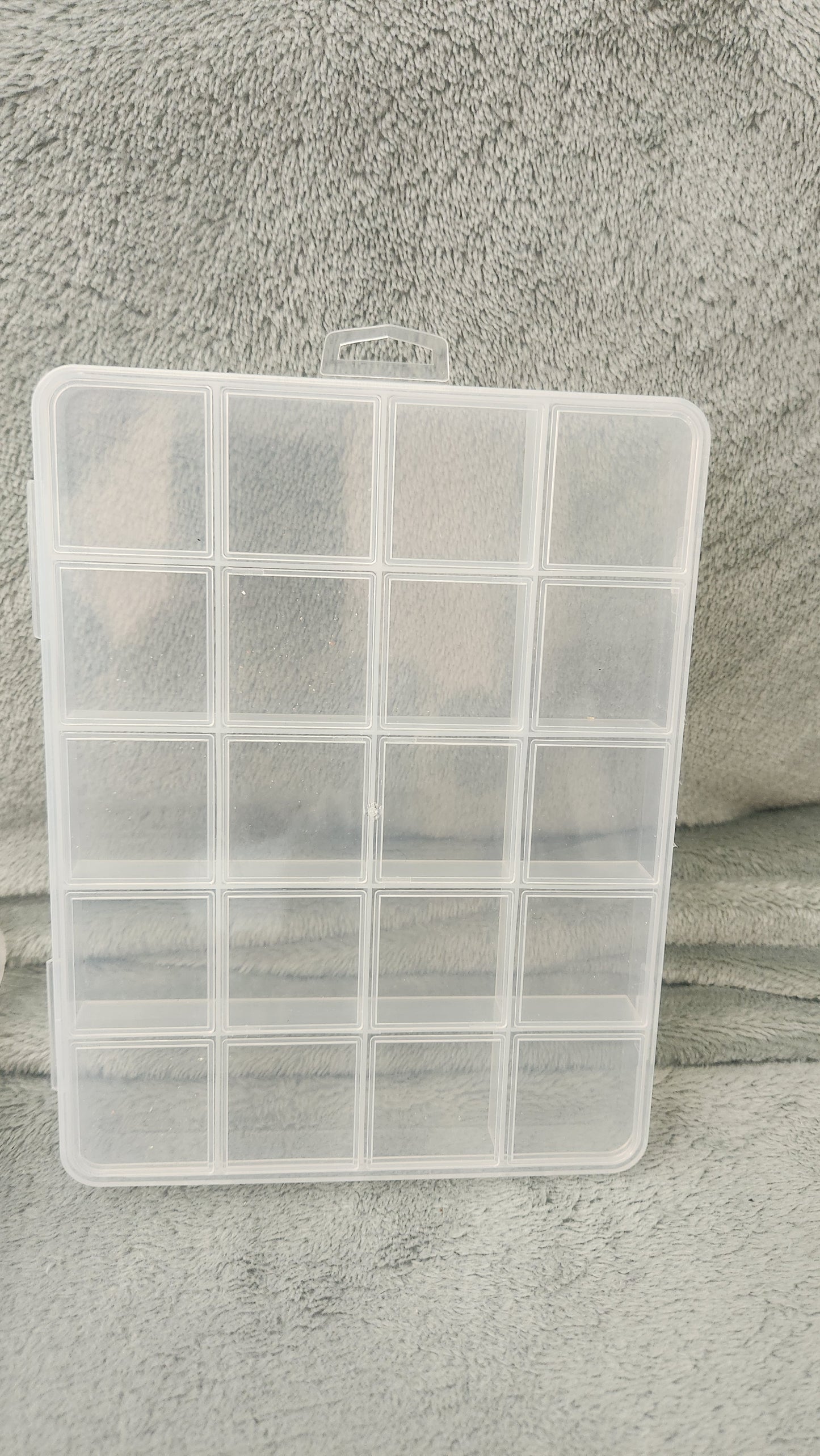 Boite transparente 20 compartiments